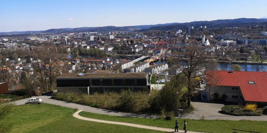 Der Blick vom Alpenzeiger über Aarau.