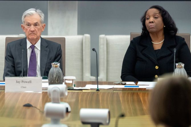 Jerome Powell Lisa Cook