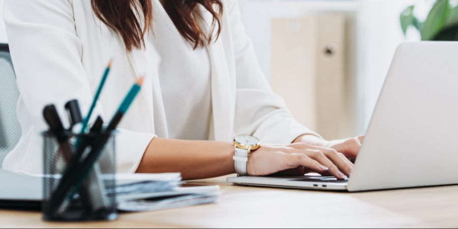 Finanzen, Frau, büro