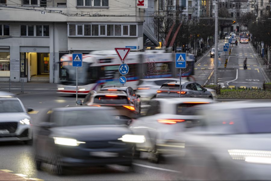 Die «Grand Tour of Switzerland» führe zu Verkehrsüberlastungen in Luzern, so die SP/Juso-Fraktion. (Symbolbild)