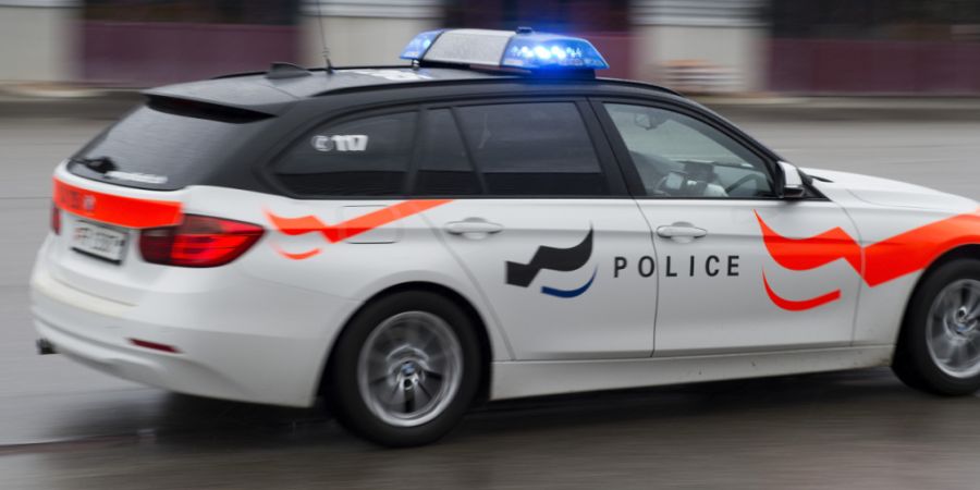 Die Kantonspolizei Freiburg musste am Mittwoch wegen eines Brandes in Düdingen ausrücken. (Archivbild)