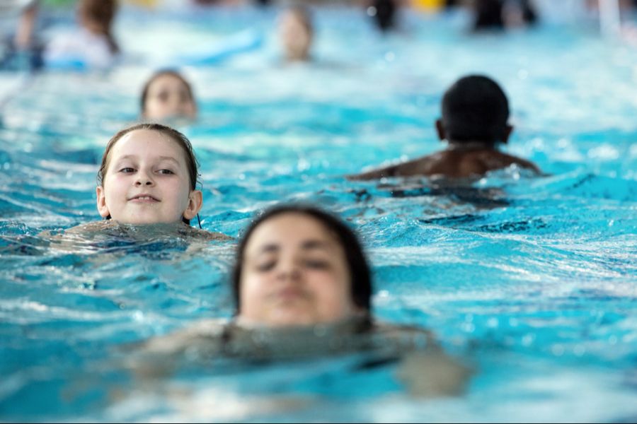 Schwimmen Kinder Unterricht Lehrplan