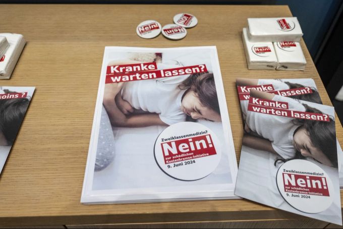 Unter anderem mit solchen Bildern werben die Gegner für ein Nein zur Kostenbremse. Kostenbremse