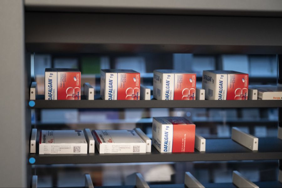 Immer wieder tauchen aber auch gefährliche Trends und Challenges auf der Plattform auf. Im Januar warnten mehrere Westschweizer Kantone vor der «Paracetamol-Challenge».