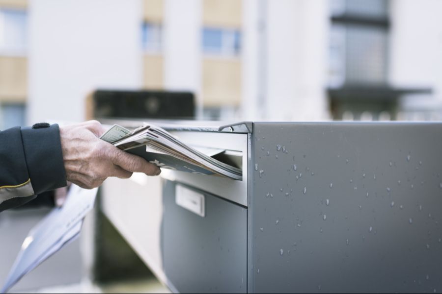 Die Post soll nur noch zweimal wöchentlich zugestellt werden, findet «Avenir Suisse».
