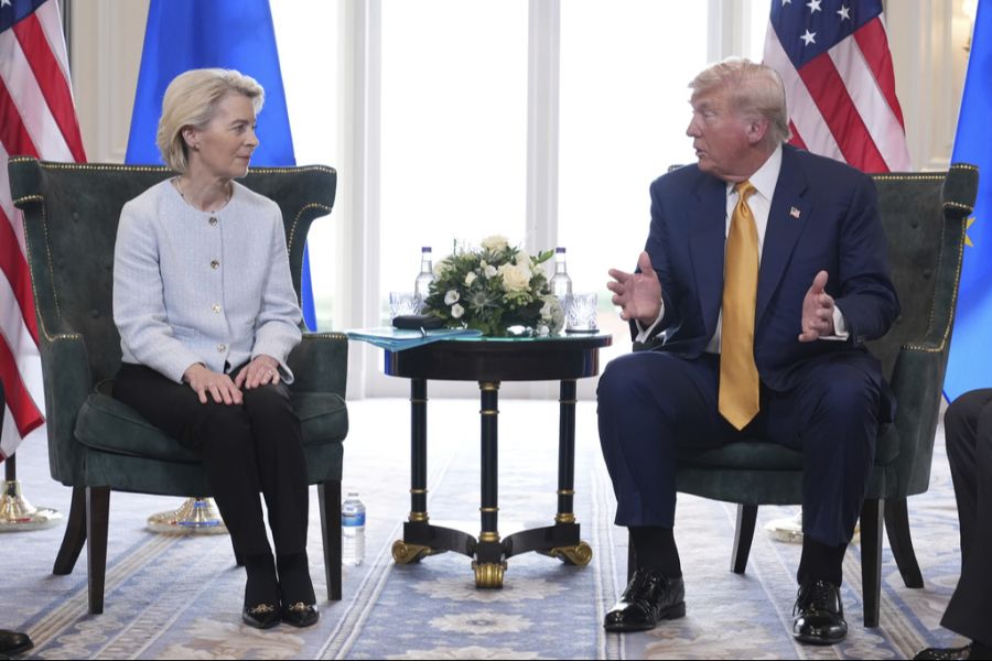 Einigten sich am Sonntag im Zollstreit: EU-Kommissionspräsidentin Ursula von der Leyen und Donald Trump.