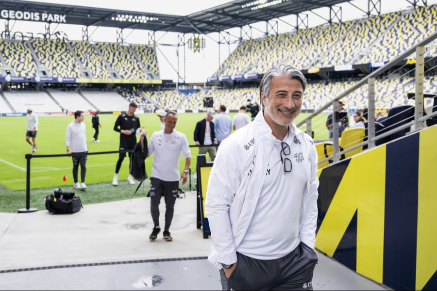 Doch Yakin zeigt sich überzeugt, dass sein Team das Spiel dominieren wird.