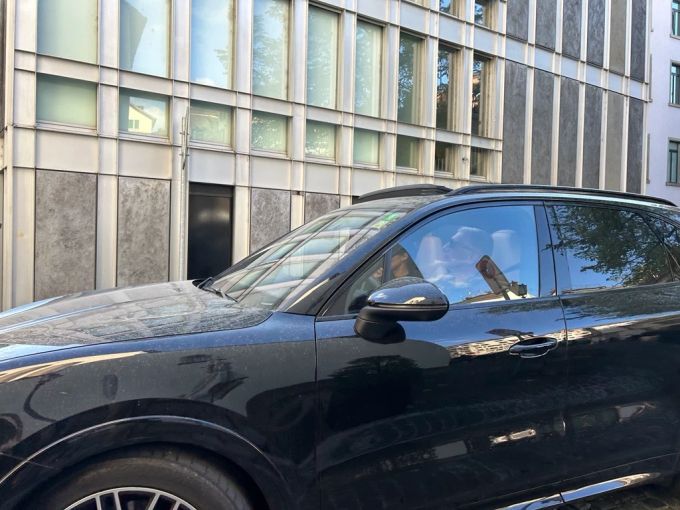 Becker und Lilian müssen beim Zürcher Münzplatz umdrehen. boris becker