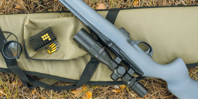 Jagdgewehr Flinte Parkplatz vergessen