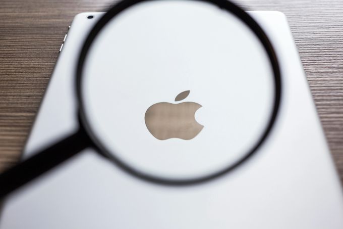 Das Apple-Paper zeigt Schwächen in KI-Sprachmodellen auf. (Symbolbild) apple ki
