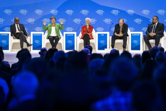 Auf dem WEF treffen sich die politischen und wirtschaftlichen Grössen der Welt. Die Preise steigen deshalb jedes Jahr stark an. wef preise