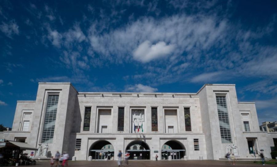 Am Sonntagmittag wurde der Patient ins Mailänder Spital Niguarda geflogen.