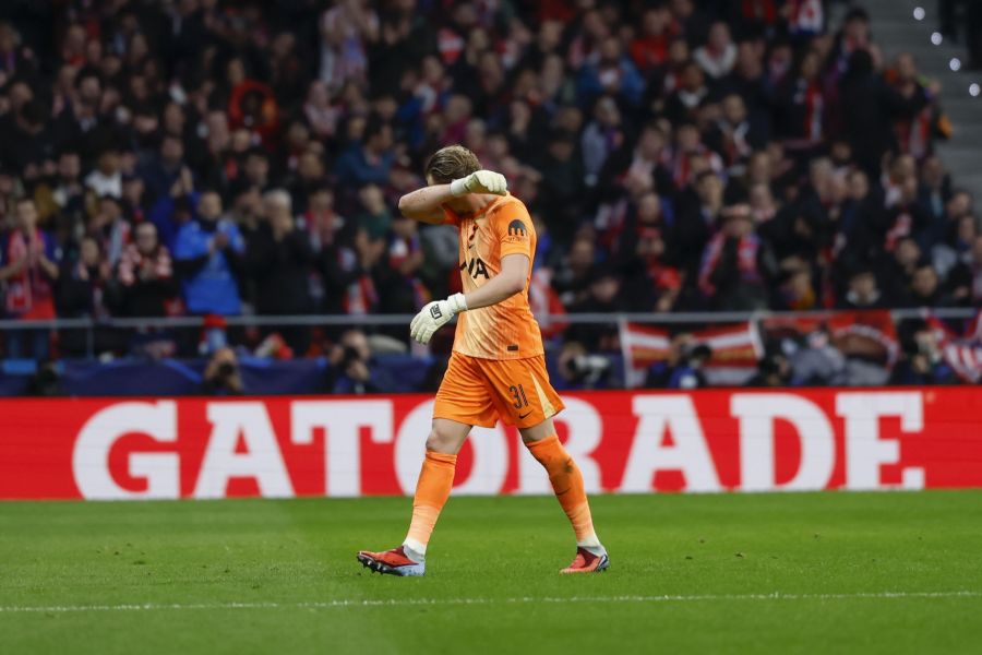 Kinskys frühe Auswechslung sorgt auch für Kritik an Tottenhams Trainer Igor Tudor.