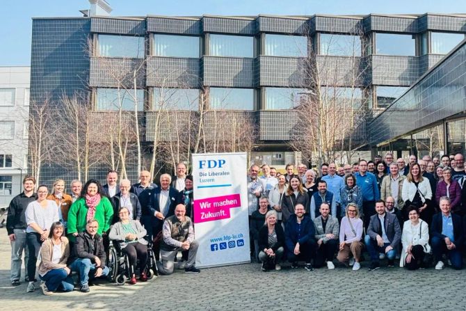 FDP Luzern Ortsparteien Gruppenfoto
