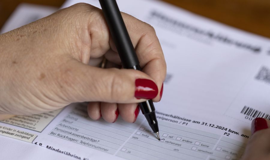 Bis 20232 haben die Kantone, die Ehepaare heute wie der Bund gemeinsam besteuern, Zeit für die Umstellung.