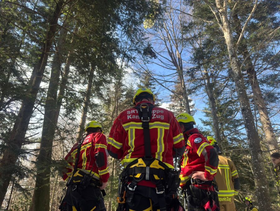 Der Mann war zuvor mit einem anderen Gleitschirmpiloten zusammengestossen.