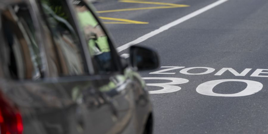 Beim Schutz vor Strassenlärm wünscht sich der VCS Tempo 30 statt Flüsterbelägen auf den Hauptstrassen. (Archivbild)