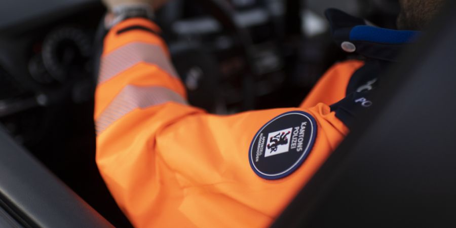 Ein Mann verunfallte in Herisau AR schwer, wie die Kantonspolizei Appenzell Ausserrhoden mitteilte. (Symbolbild)