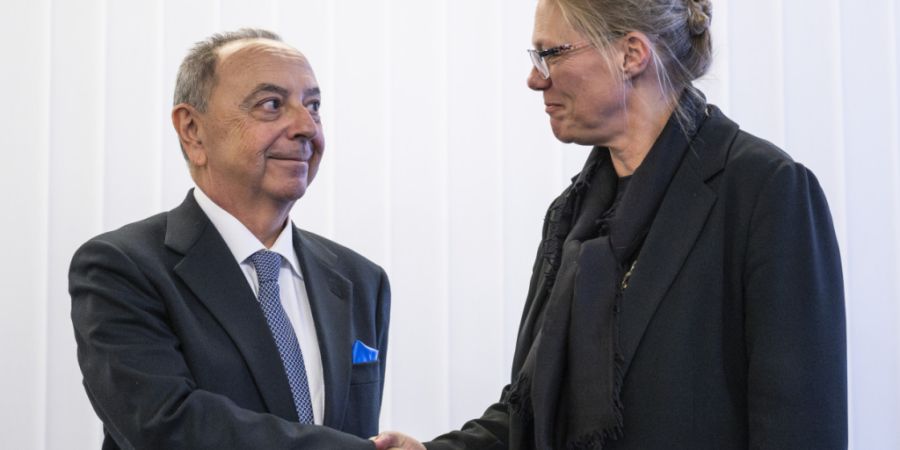 Die Walliser Justiz gibt den italienischen Ermittler zur Brandkatastrophe in Crans-Montana Einsicht in die Akten. Die Generalstaatsanwältin des Kantons Wallis, Beatrice Pilloud, hier i...