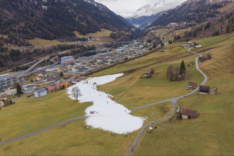In der Altjahreswoche fehlt es in vielen Skigebieten an Schnee.