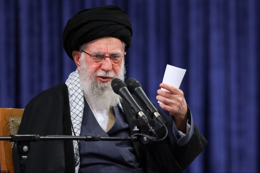 Ob Ayatollah Ali Chamenei die Angriffe der USA und Israels überlebt hat, ist unklar.