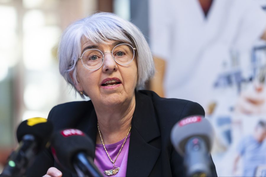 Elisabeth Baume-Schneider reagiert auf diese Entwicklung. Sie richtet ihren Blick für die nächste IV-Revision auf die jungen Bezüger. (Archivbild)