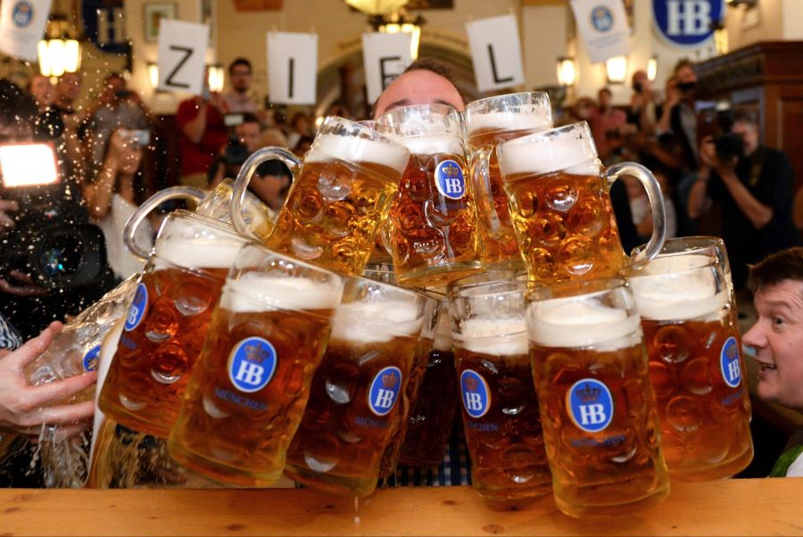 Tobias Ranzinger vom Hofbräuhaus erklärt, dass solche Briefe keine Seltenheit sind: «Wir bekommen im Schnitt drei bis vier Mal im Jahr Post in dieser Art.» (Symbolbild)