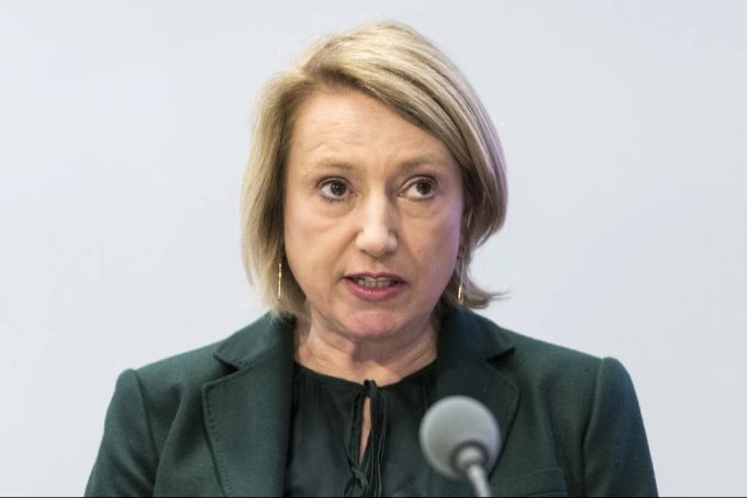 Der Bundesrat hat im Sinne einer Übergangsregelung Frau Ursula Eggenberger als Vizekanzlerin und Bundesratssprecherin ad interim gewählt. Ursula Eggenberger