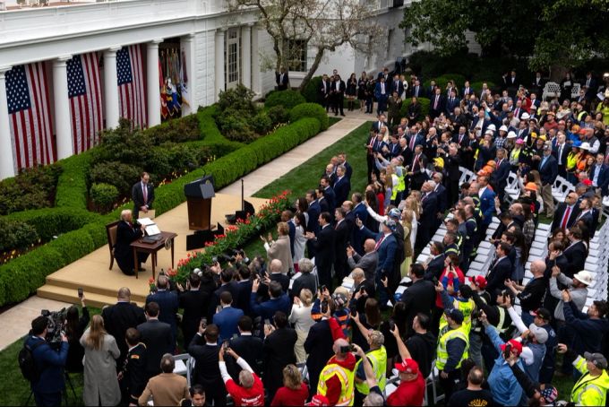 An dieser Pressekonferenz im Rosengarten des Weissen Hauses erklärte US-Präsident Donald Trump seine neu eingeführten Zoll-Tarife. Donald Trump Zölle