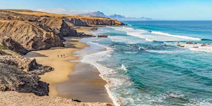Mit TUI können Sie sich schon auf die Sommerferien 2025 freuen – zum Beispiel auf Fuerteventura. Symbolbild TUI