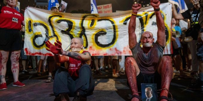 In Israel gibt es immer wieder Demonstrationen für die Freilassung der noch im Gazastreifen festgehaltenen Geiseln. (Archivbild) Geiseln