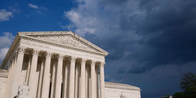 Die versehentliche Abschiebung eines Mannes aus dem US-Bundesstaat Maryland in ein berüchtigtes Gefängnis in El Salvador beschäftigte den Supreme Court. (Archivbild) Die versehentliche Abschiebung eines Mannes aus dem US-Bundesstaat Maryland in ein berüchtigtes Gefängnis in El Salvador beschäftigte den Supreme Court. (Archivbild)