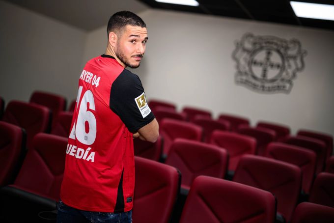 Bayer Leverkusen verpflichtet Emiliano Buendía. Bayer Leverkusen Emiliano Buendía