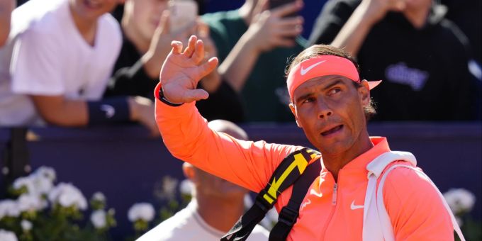 Rafael Nadal muss sich in Barcelona vorzeitig verabschieden. Rafael Nadal