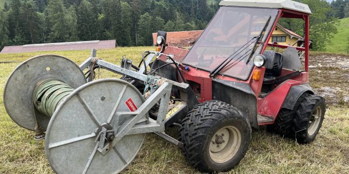 Krinau: Mann bei Unfall mit Motorkarren unbestimmt verletzt. Unfall mit Motorkarren