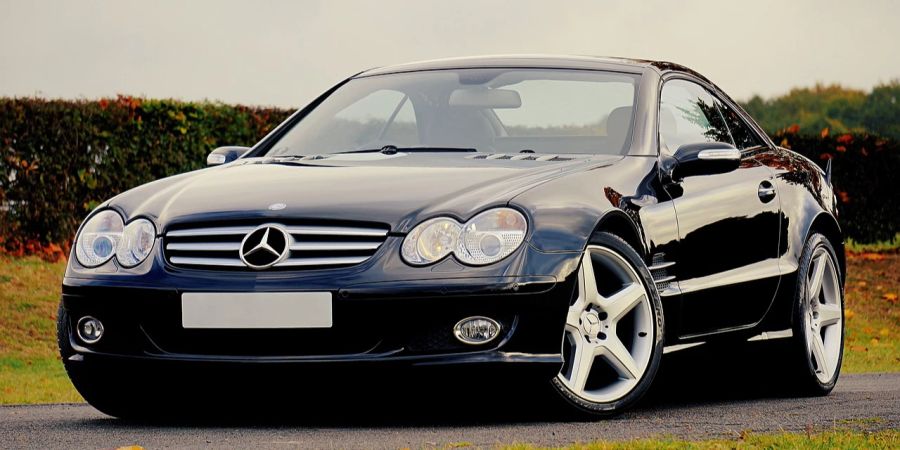 Mercedes-Benz SL 350, schwarz,