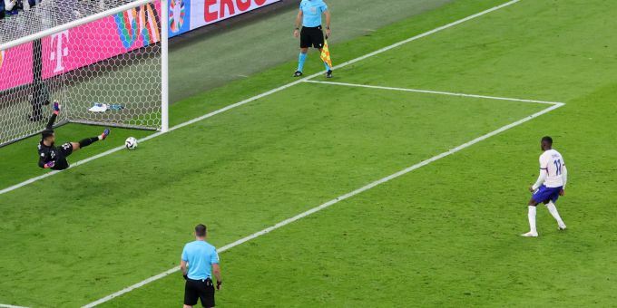 Frankreich schlägt Portugal im Elfmeterschiessen an der EM 2024. EM 2024 Frankreich
