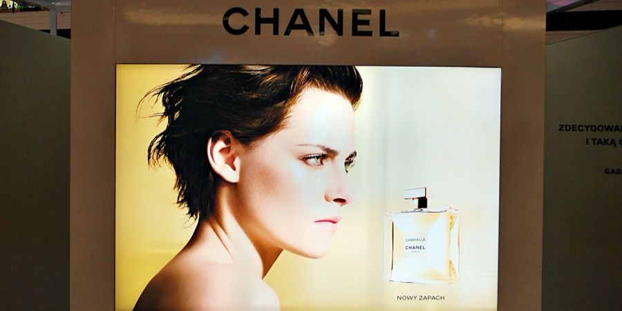 Chanel Parfum Werbung, Kristen Stewart.