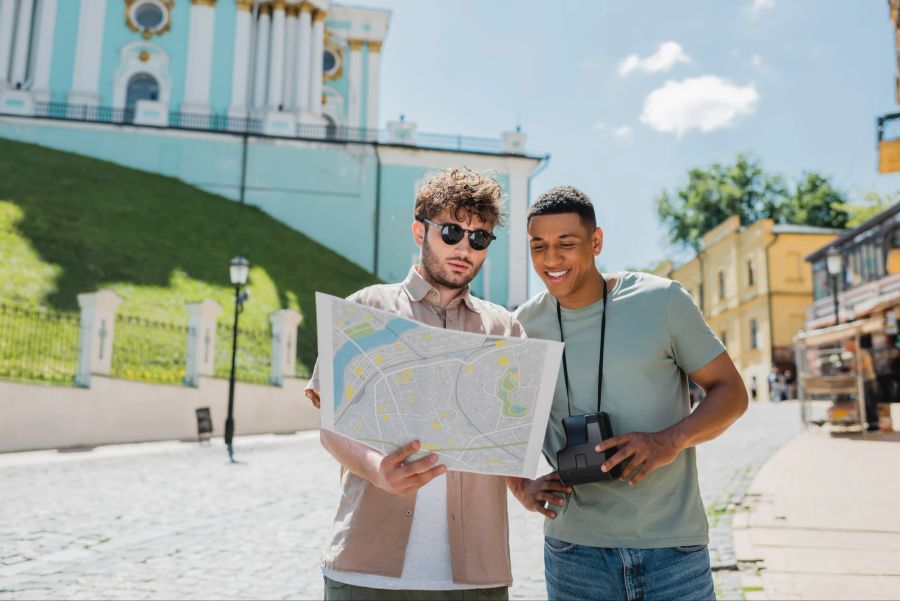 Männer weiss afro Stadtplan Tourismus