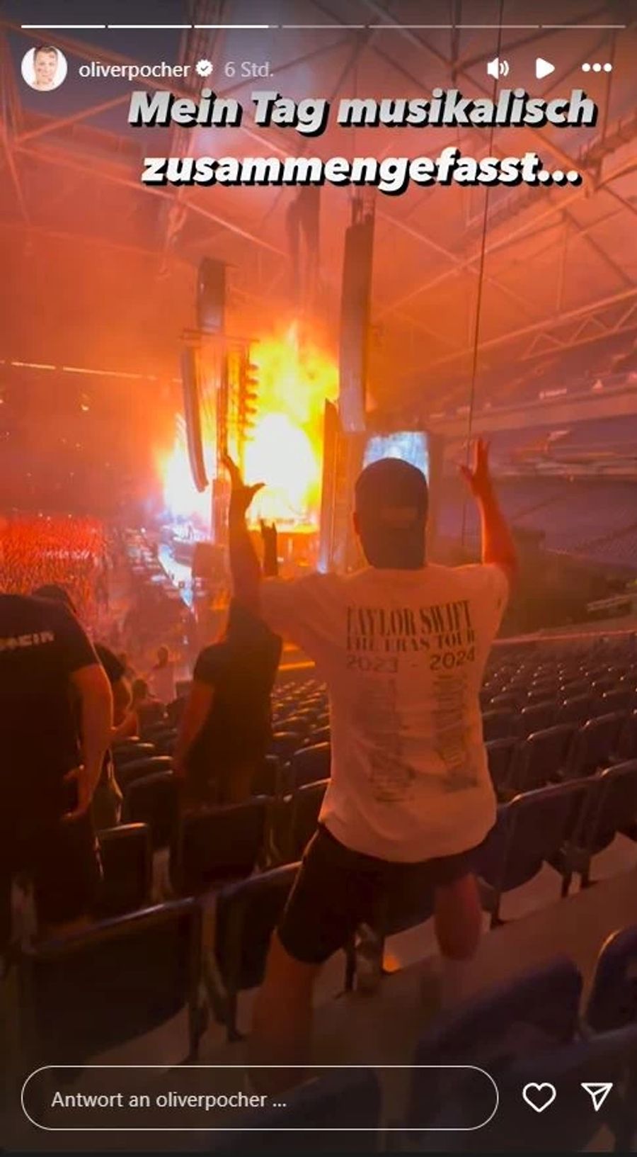 Oliver Pocher feiert mit beim Konzert...