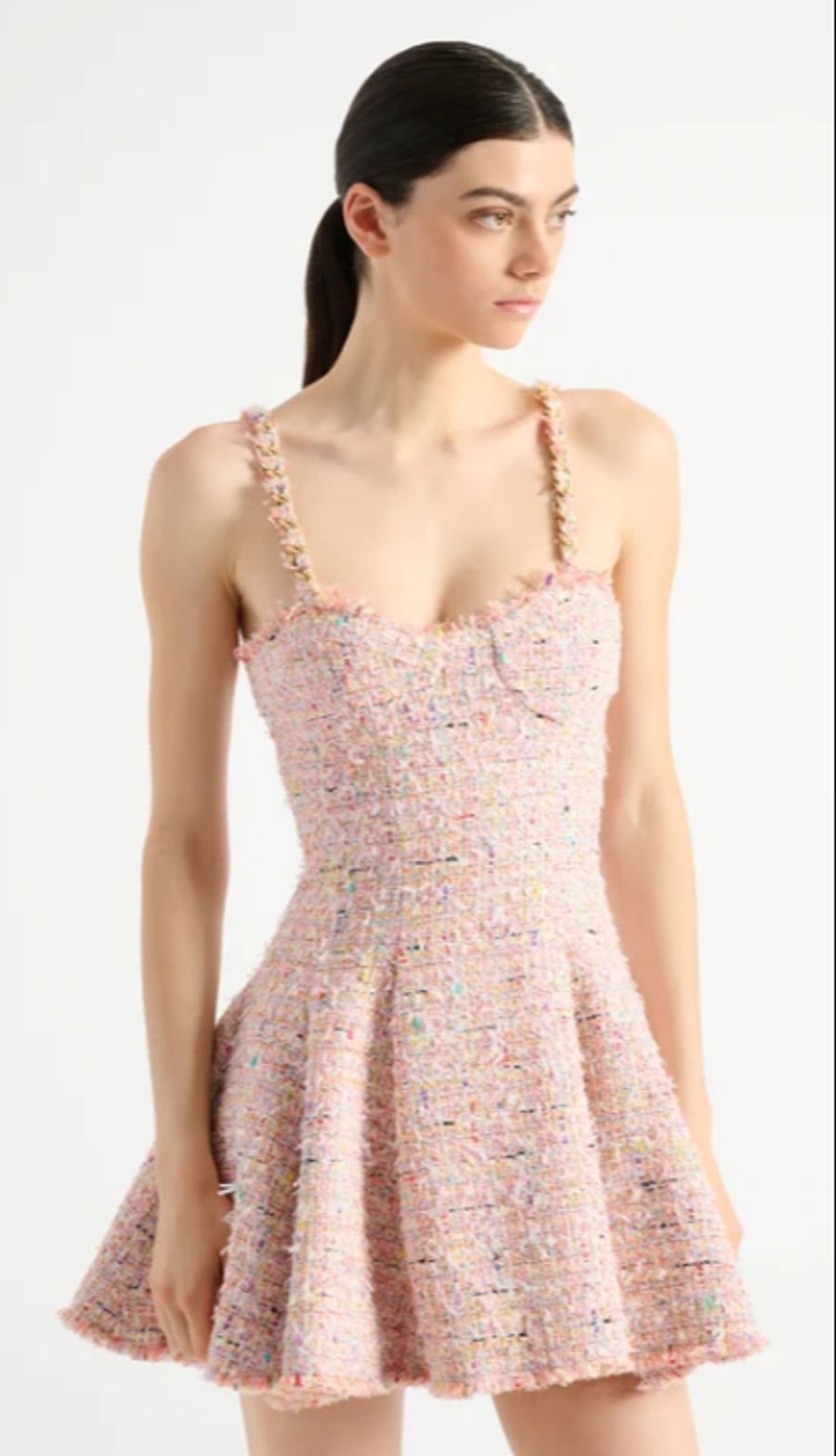 Dieses Kleid der Luxus-Modemarke Balmain kostet 2590 Franken und besteht zu 58 Prozent aus dem synthetischen Stoff Polyamid, der auf Erdöl basiert.