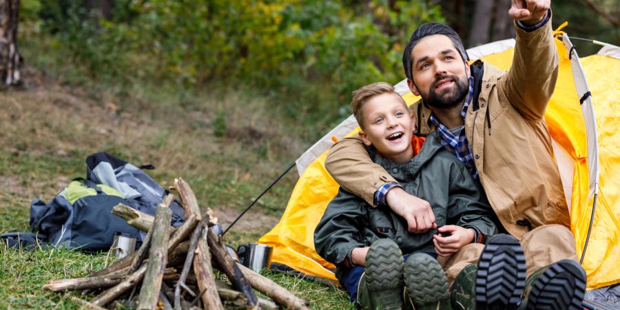 Vater und Sohn, Camping