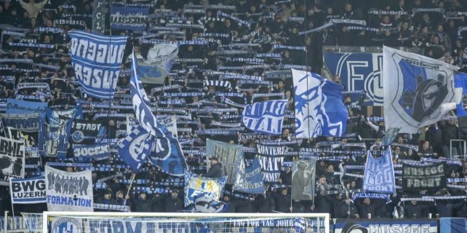 Die Fans des FC Luzern können gegen Yverdon nicht in ihren Sektor. FC LUzern