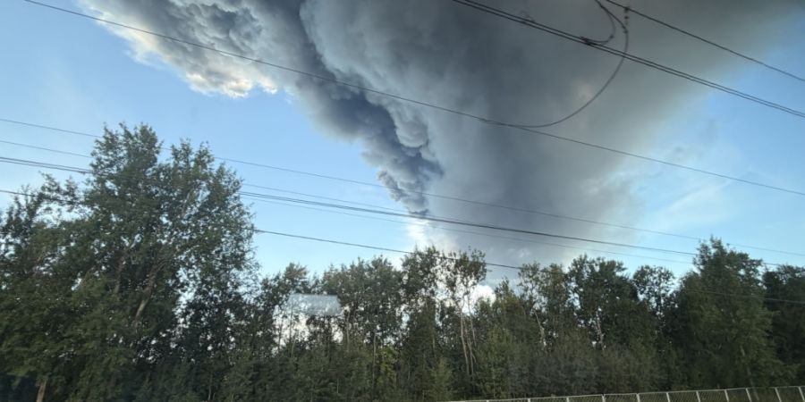 ARCHIV - Brände sind nach Drohnenangriffen im Gebiet St. Petersburg ausgebrochen. Foto: --/dpa
