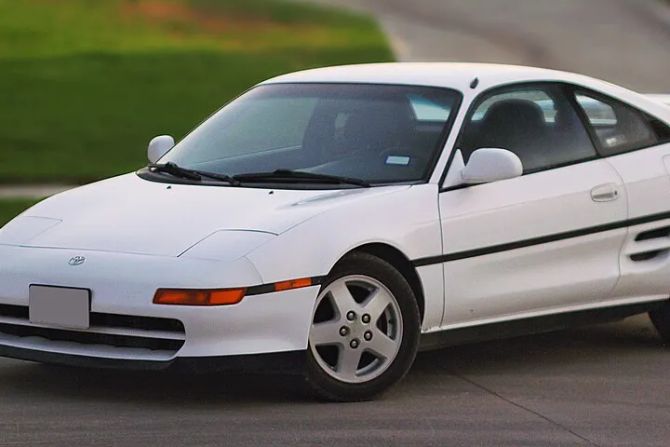 Toyota MR2