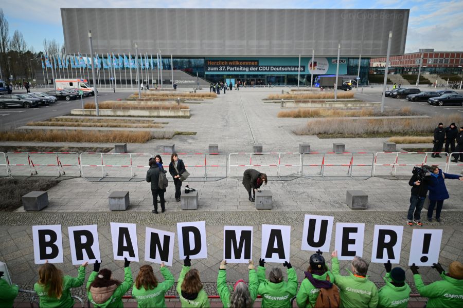 Die Brandmauer zur AfD gilt bei 46 Prozent der Befragten als unzeitgemäss.