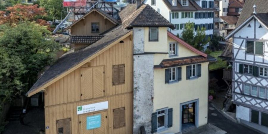 Das «Kirsch-Depot» soll im ehemaligen «Brockehüsli» (hellbraun) an der Ägeristrasse entstehen.