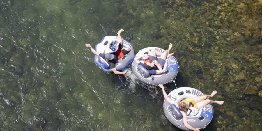 Flussbaden im Mai: Momentan ist es aussergewöhnlich warm.