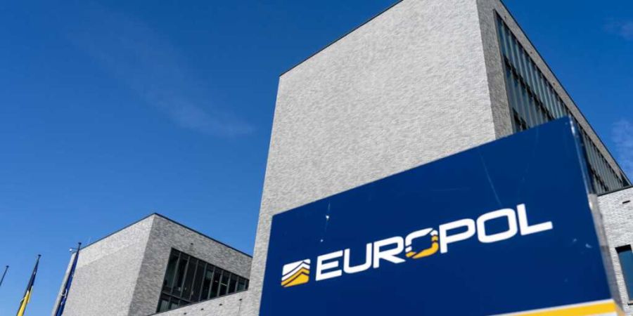 ARCHIV - Blick auf das Gebäude der EU-Polizeibehörde Europol in Den Haag. Foto: Jerry Lampen/anp/dpa