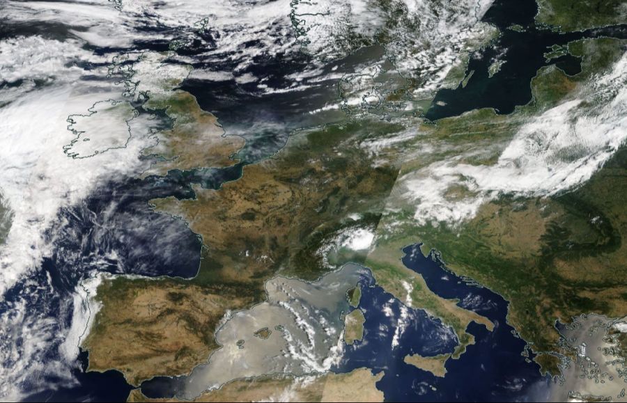 Europa trocknet aus: Ein Satellitenbild des Kontinents von August 2026 zeigt grossflächige Dürren.